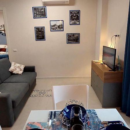 Stazione Blu Novecento Apartment Roma Exterior foto